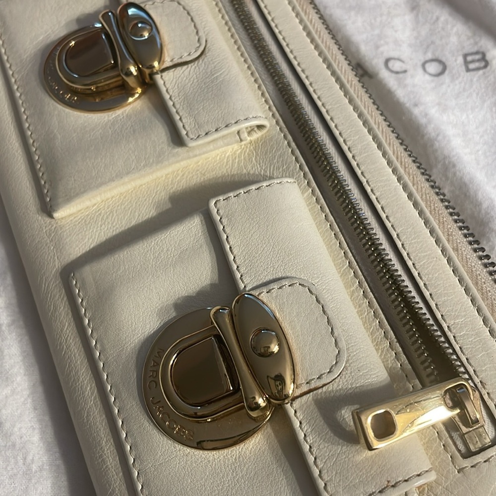Marc by Marc Jacobs white cream wallet clutch - Picture 5 of 13